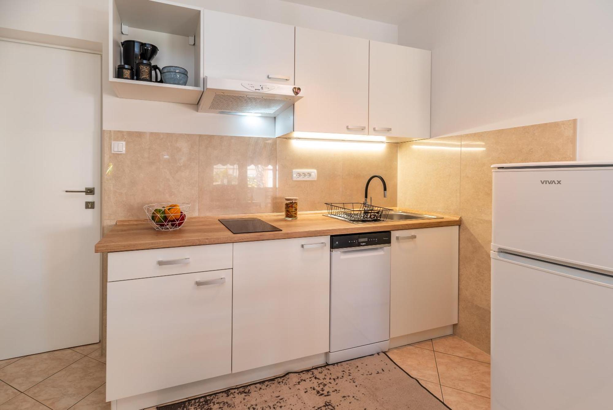 Apartment House Pinezic Malinska