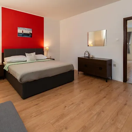 Apartments House Pinezic Malinska Esterno foto