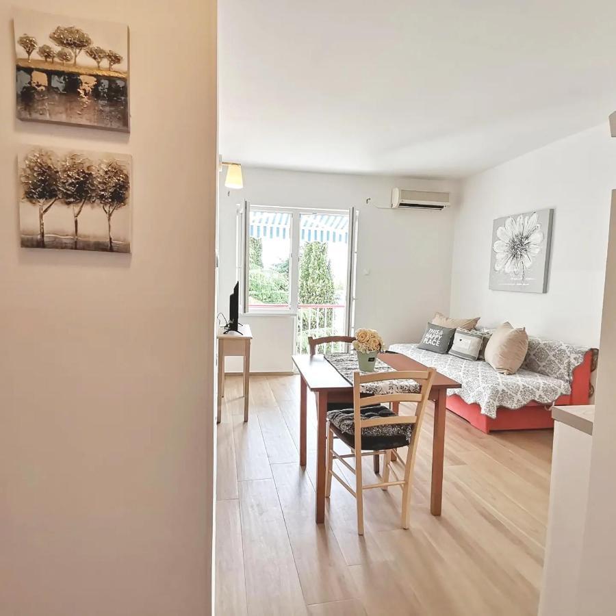 House Pinezic Appartamento Malinska