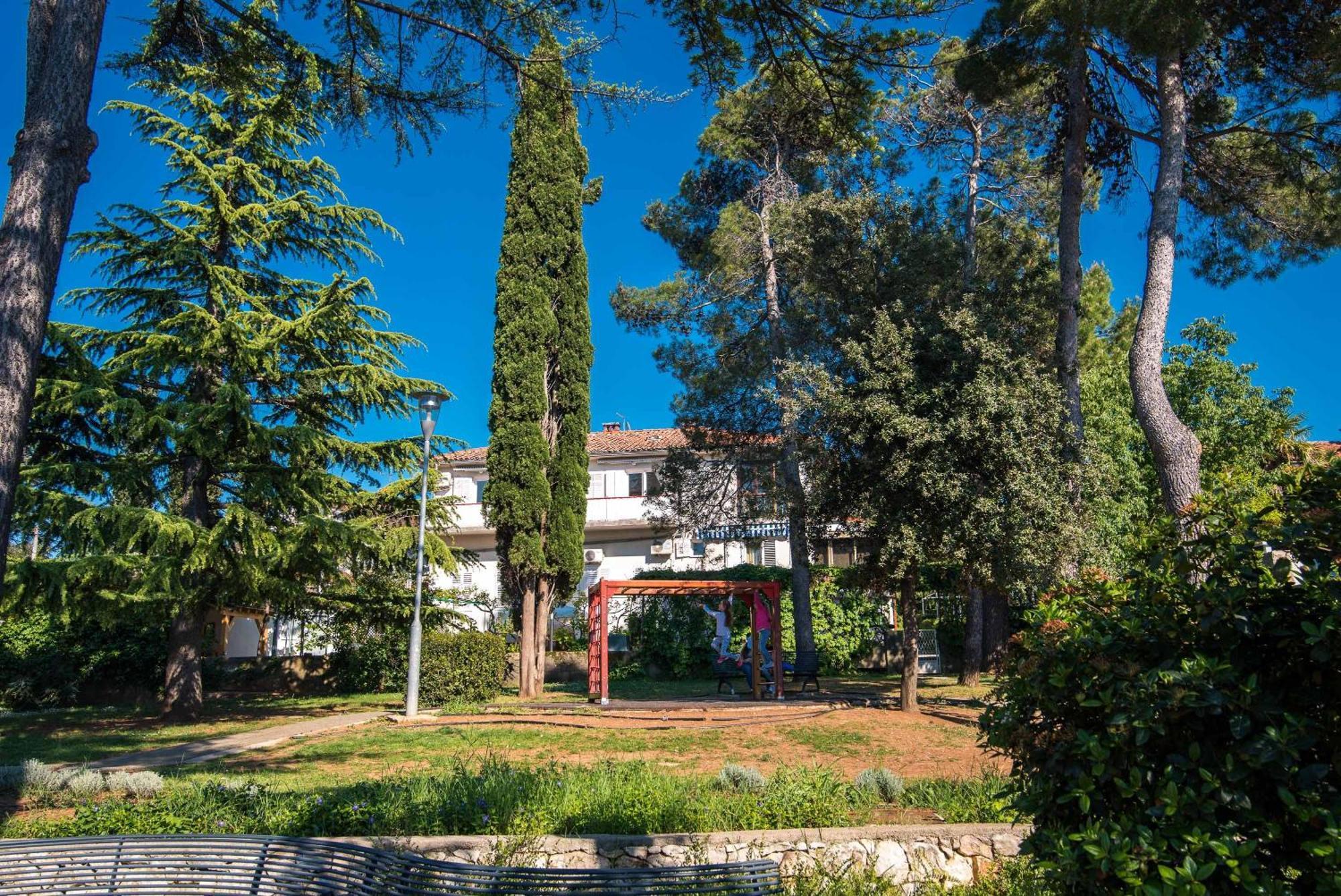 House Pinezic * Malinska